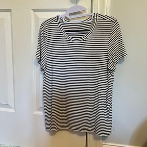 American Eagle Women’s Striped Soft & Sexy Medium Shirt